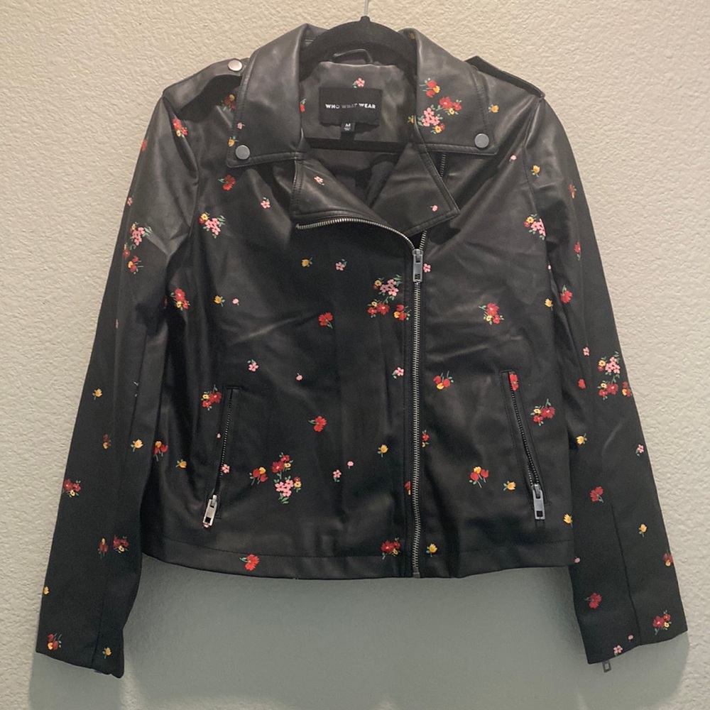 STUNNING LEATHER FLORAL JACKET